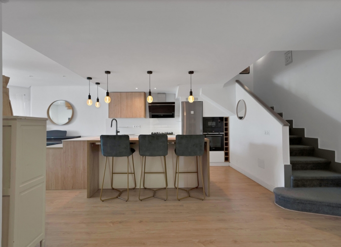 Townhouse Terraced in The Golden Mile - 2