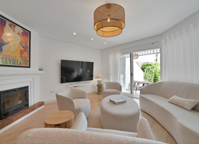 Townhouse Terraced in The Golden Mile - 7