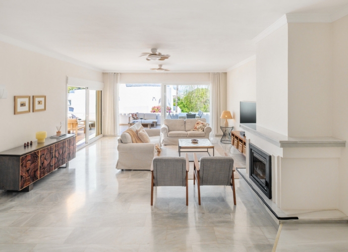 Townhouse Terraced in Aloha - 6