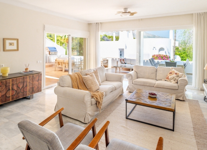 Townhouse Terraced in Aloha - 7
