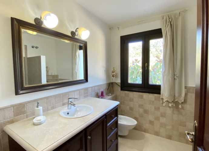 Villa Detached in Benahavís - 9