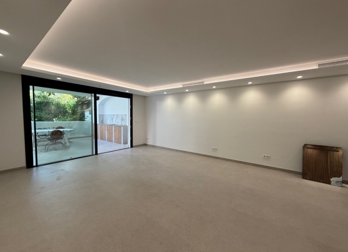 Apartamento Planta Baja en Guadalmina Baja Alhambra del Golf  - 2