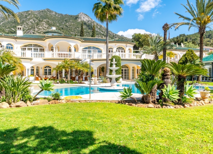 Villa Detached in Sierra Blanca - 5