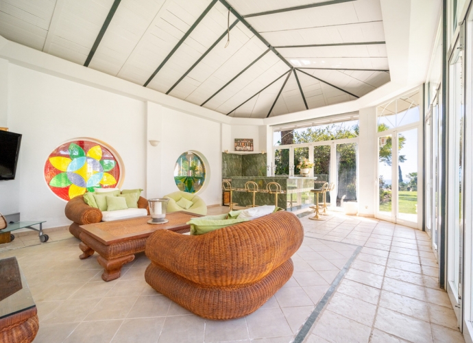 Villa Detached in Sierra Blanca - 8