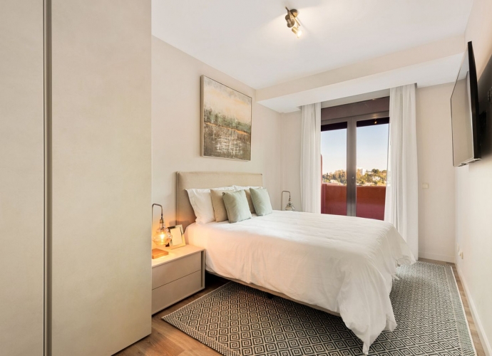 Apartment Middle Floor in Benahavís - 4