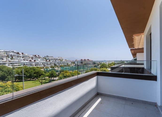 Appartement milieu d’Etage situé à Estepona Apartamentos de nueva construcción  - 1