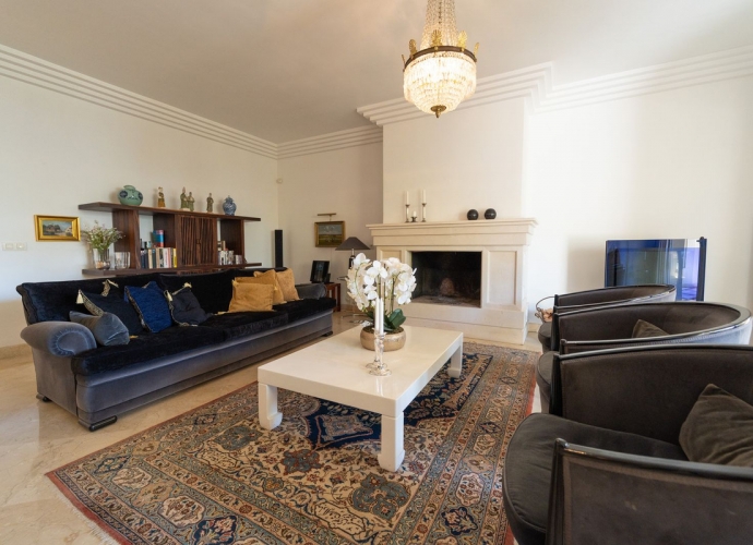 Appartement milieu d’Etage situé à Nueva Andalucía Las Alamandas  - 5