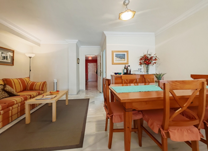 Appartement milieu d’Etage situé à Elviria - 7