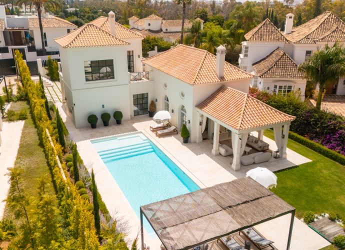 Villa Independiente en Nueva Andalucía Villas en Nueva Andalucia  - 1