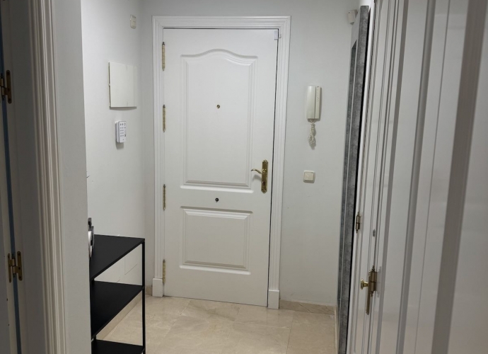 Apartamento Planta Media en Guadalmina Alta - 6