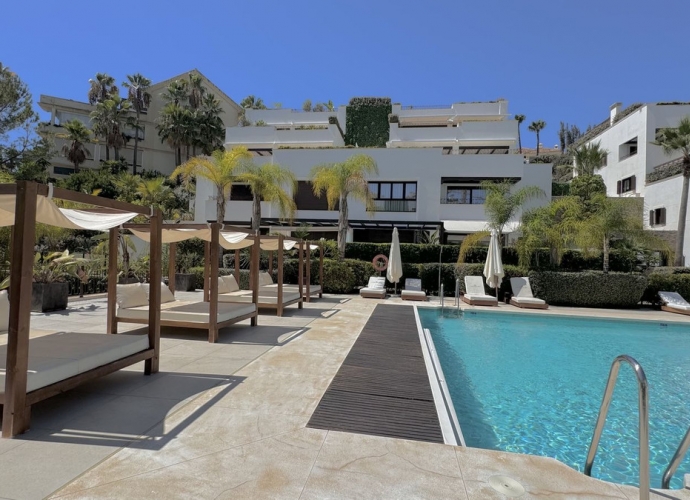 Apartment Ground Floor in The Golden Mile Lomas del Rey  - 2