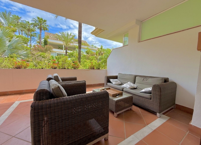 Apartment Ground Floor in The Golden Mile Lomas del Rey  - 4