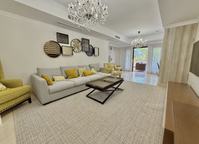 Apartment Ground Floor in The Golden Mile Lomas del Rey  - 6