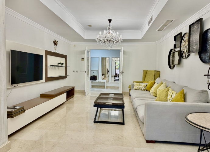 Apartment Ground Floor in The Golden Mile Lomas del Rey  - 9