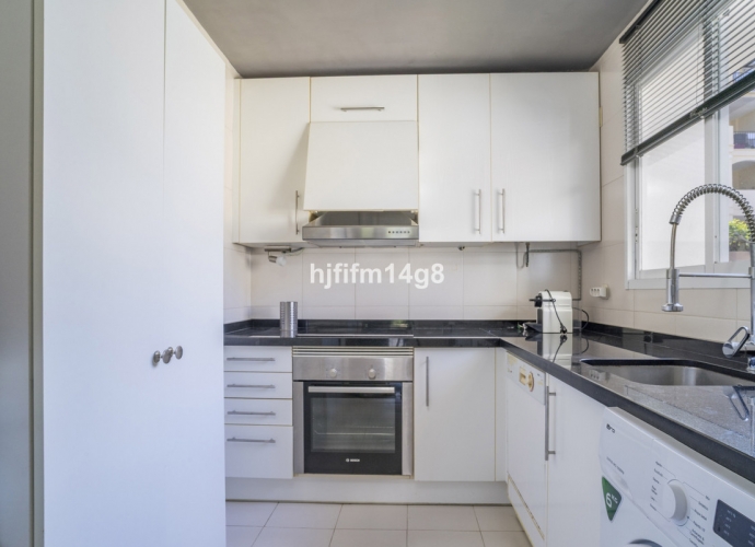 Appartement milieu d’Etage situé à Benahavís - 9