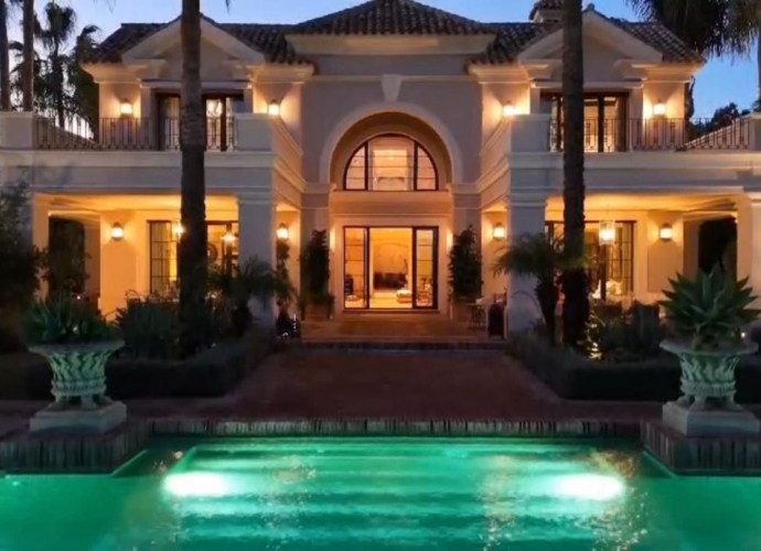 Villa Detached in Guadalmina Baja - 1