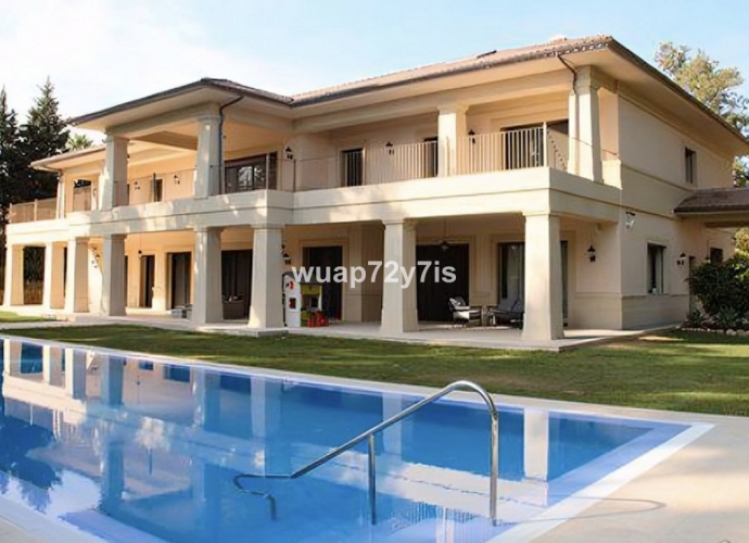 Villa Detached in Marbella - 1