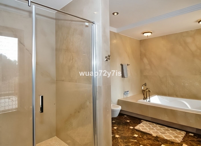 Villa Detached in Marbella - 10