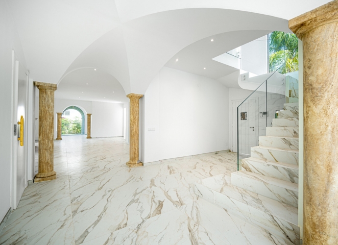 Villa Detached in Marbella - 5
