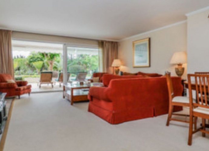 Apartamento Planta Baja en Nueva Andalucía Los Granados Golf  - 2