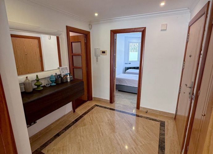 Apartment Ground Floor in Marbella - 2