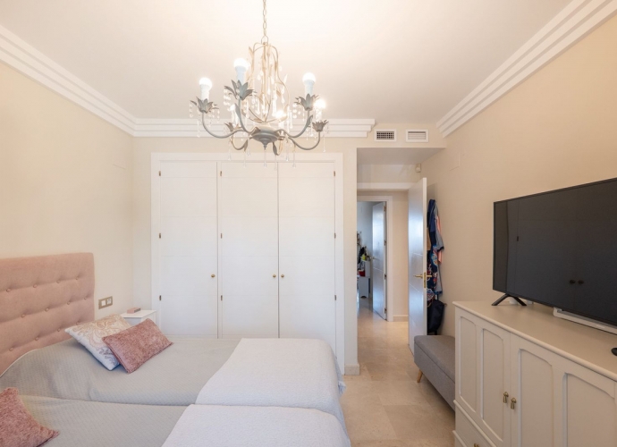 Appartement milieu d’Etage situé à Benahavís - 10