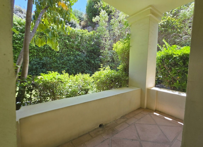 Apartment Middle Floor in Benahavís - 10