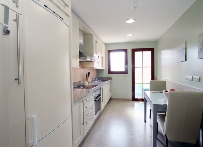 Apartment Penthouse Duplex in Benahavís - 8