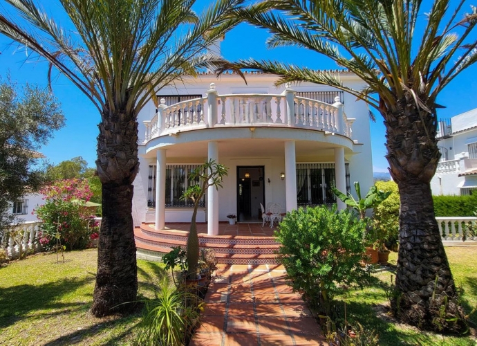 Villa indépendante situé à Elviria - 2