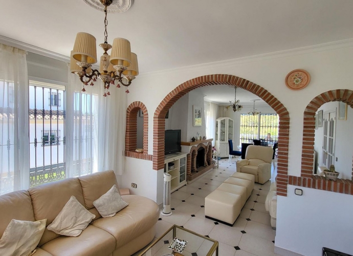 Villa indépendante situé à Elviria - 5