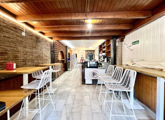 Commercial Restaurant situé à Elviria - 1