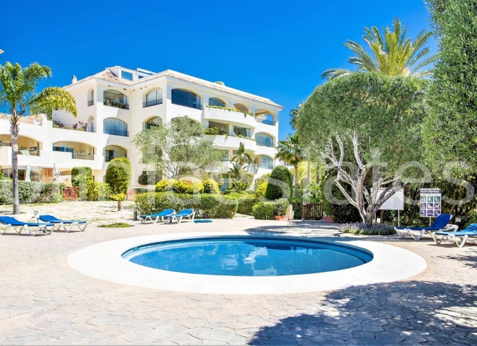 Apartment Penthouse Duplex situé à Bahía de Marbella - 2