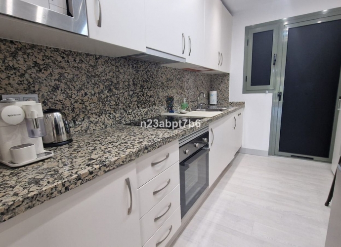 Apartamento Planta Baja en Estepona - 4