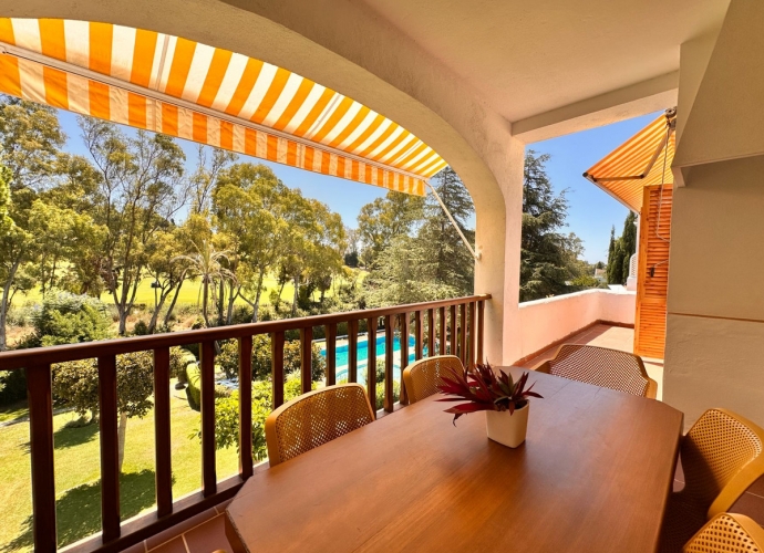 Apartamento Planta Media en Nueva Andalucía - 1