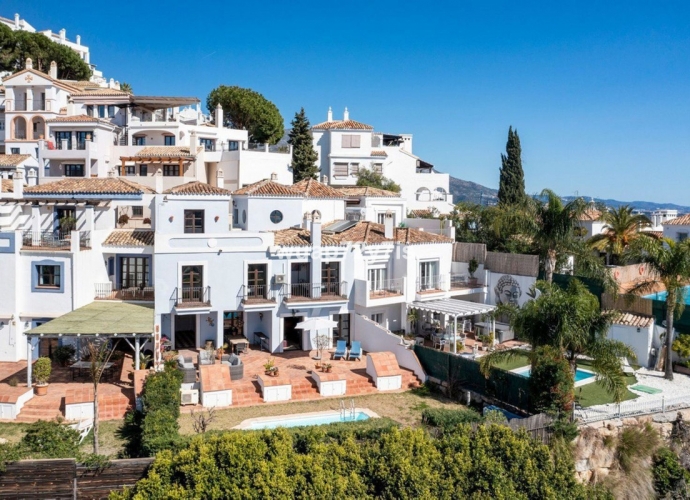 Maison Mitoyenne situé à Benahavís - 1