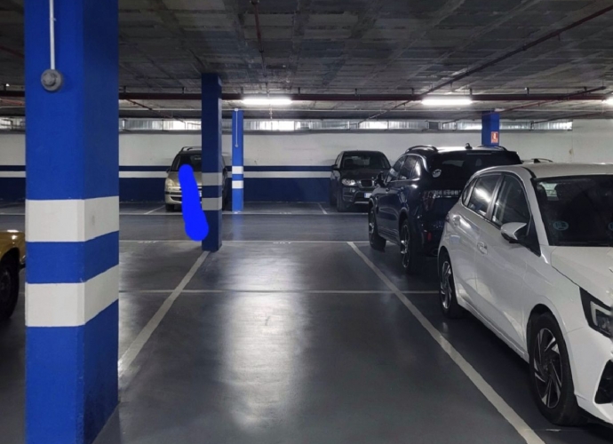 Commercial Garage en Marbella - 2