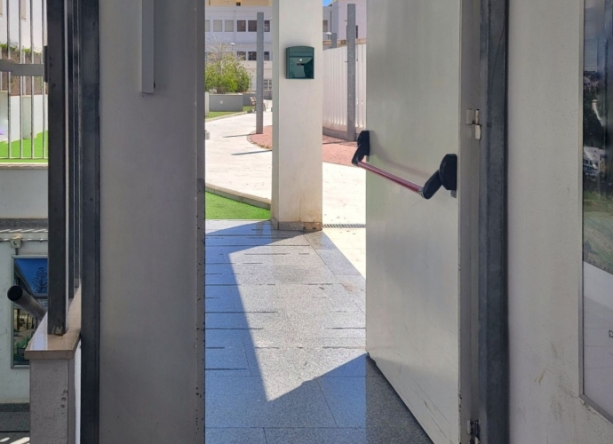 Commercial Garage en Marbella - 9