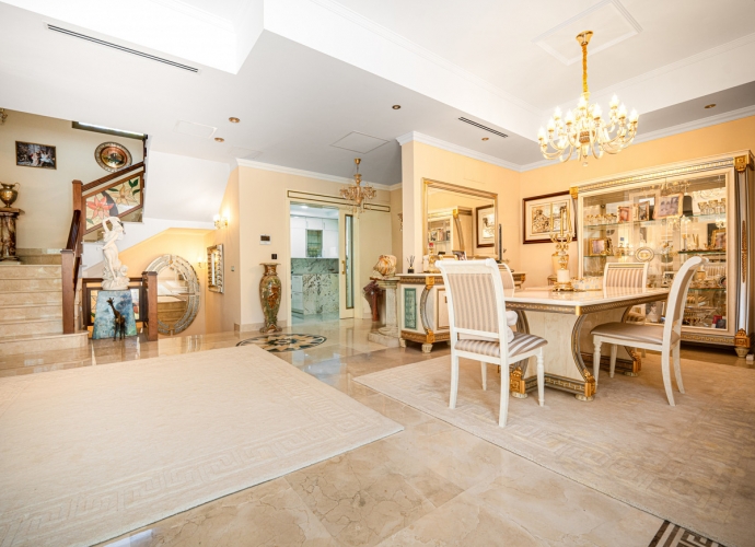 Villa Independiente en Marbella - 4