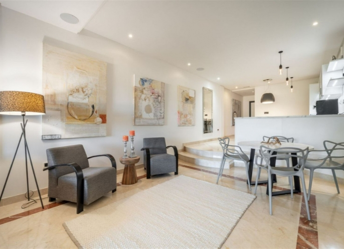 Apartment Middle Floor in Puerto Banús - 4