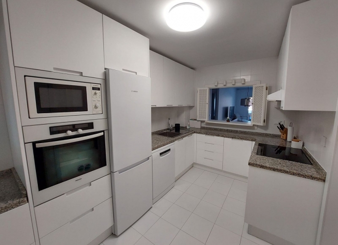 Apartment Middle Floor in Puerto Banús - 4