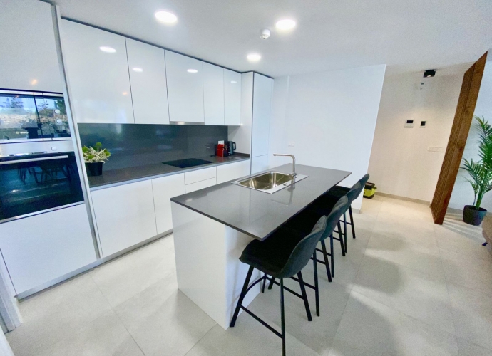 Appartement milieu d’Etage situé à Benahavís - 4