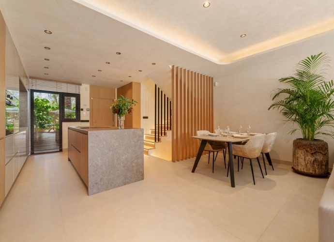 Townhouse Semi Detached in The Golden Mile - 8