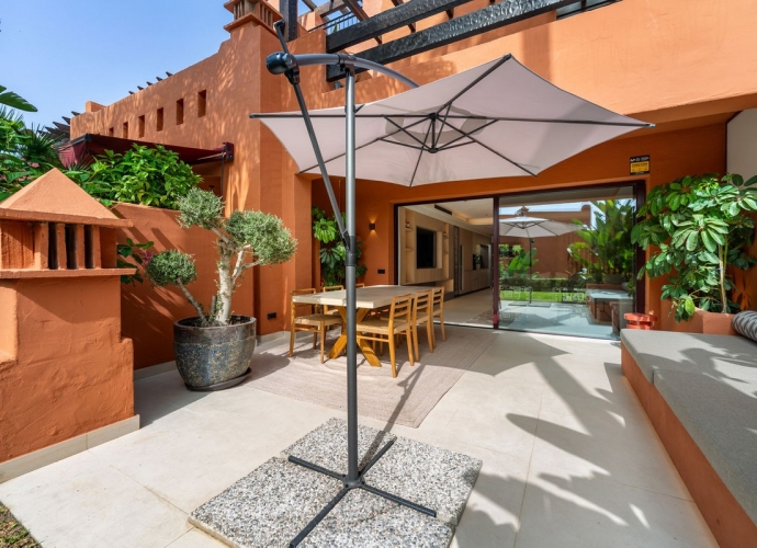 Townhouse Semi Detached in The Golden Mile - 9
