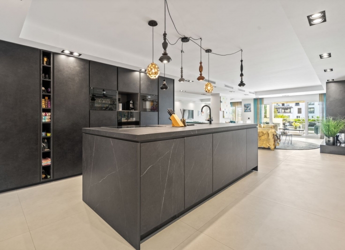 Apartment Middle Floor in Puerto Banús - 8