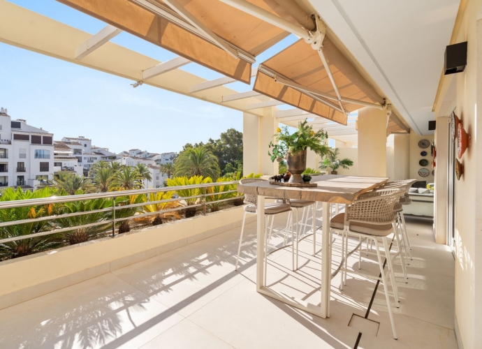Apartment Middle Floor in Puerto Banús - 10