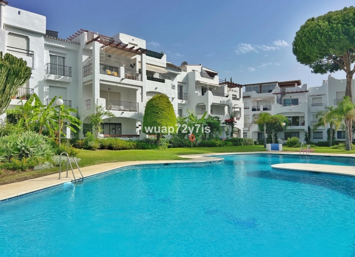 Appartement milieu d’Etage situé à Costalita - 1