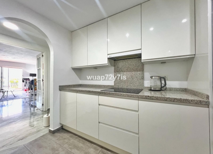 Appartement milieu d’Etage situé à Costalita - 9