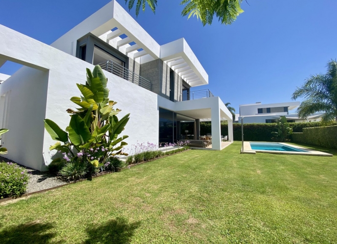 Villa Independiente en Cancelada - 3