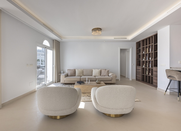 Apartment Middle Floor in Sierra Blanca Jardines Colgantes  - 9