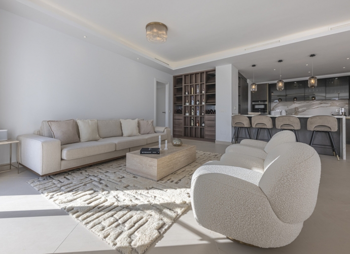 Apartment Middle Floor in Sierra Blanca Jardines Colgantes  - 10